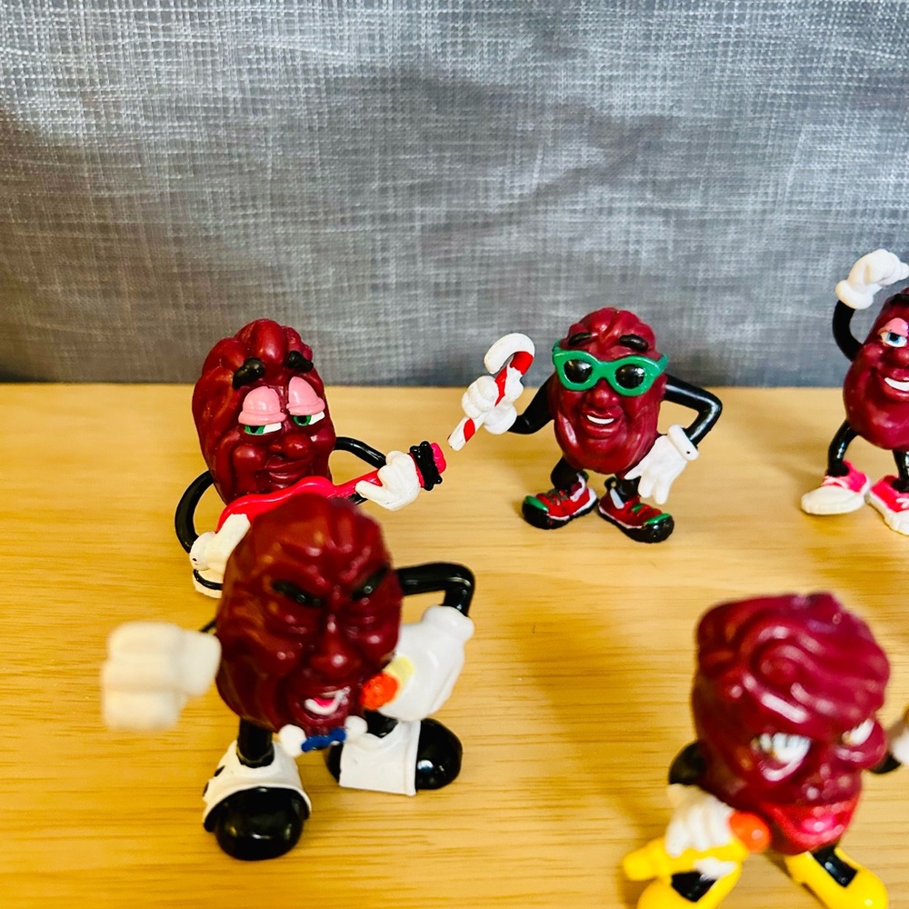 California Raisins 6 piece set- Circa 1988 - Picture 2 of 5